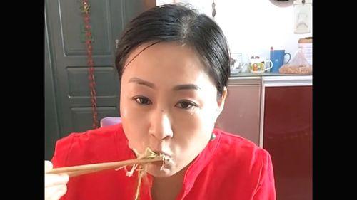 娱乐吃瓜酱好朋友小说,好朋友小说里的欢乐圈 第1张 娱乐吃瓜酱好朋友小说,好朋友小说里的欢乐圈 第1张